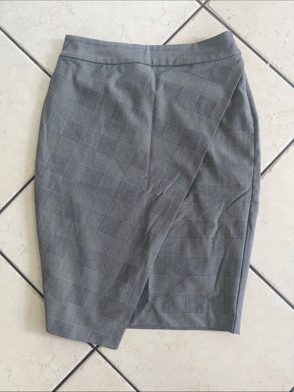Express Gray Plaid Asymmetric Pencil Skirt